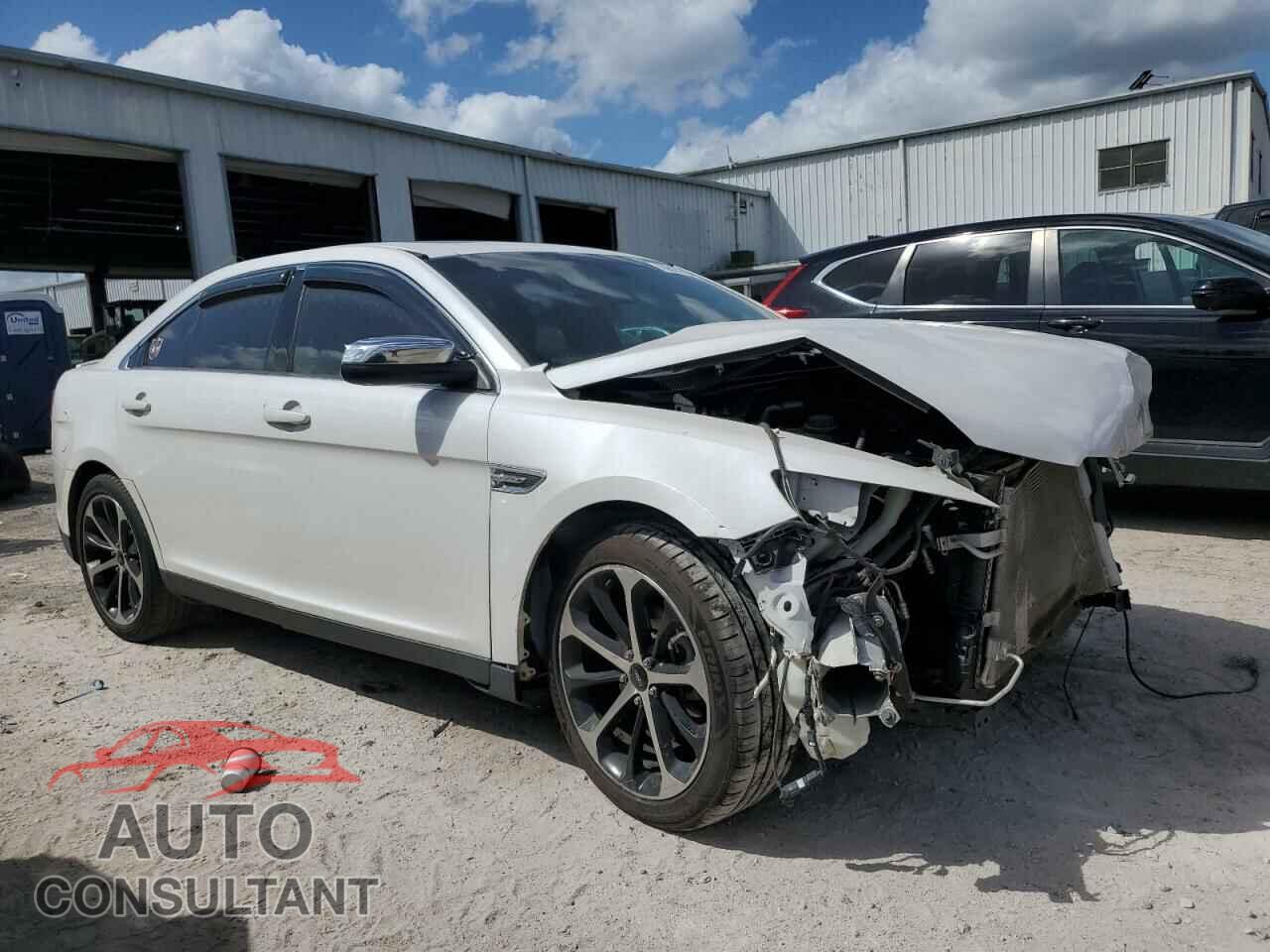 FORD TAURUS 2014 - 1FAHP2E85EG174613