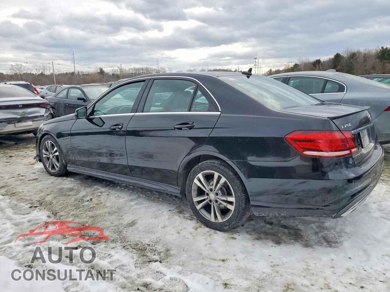 MERCEDES-BENZ E-CLASS 2015 - WDDHF9HBXFB157159