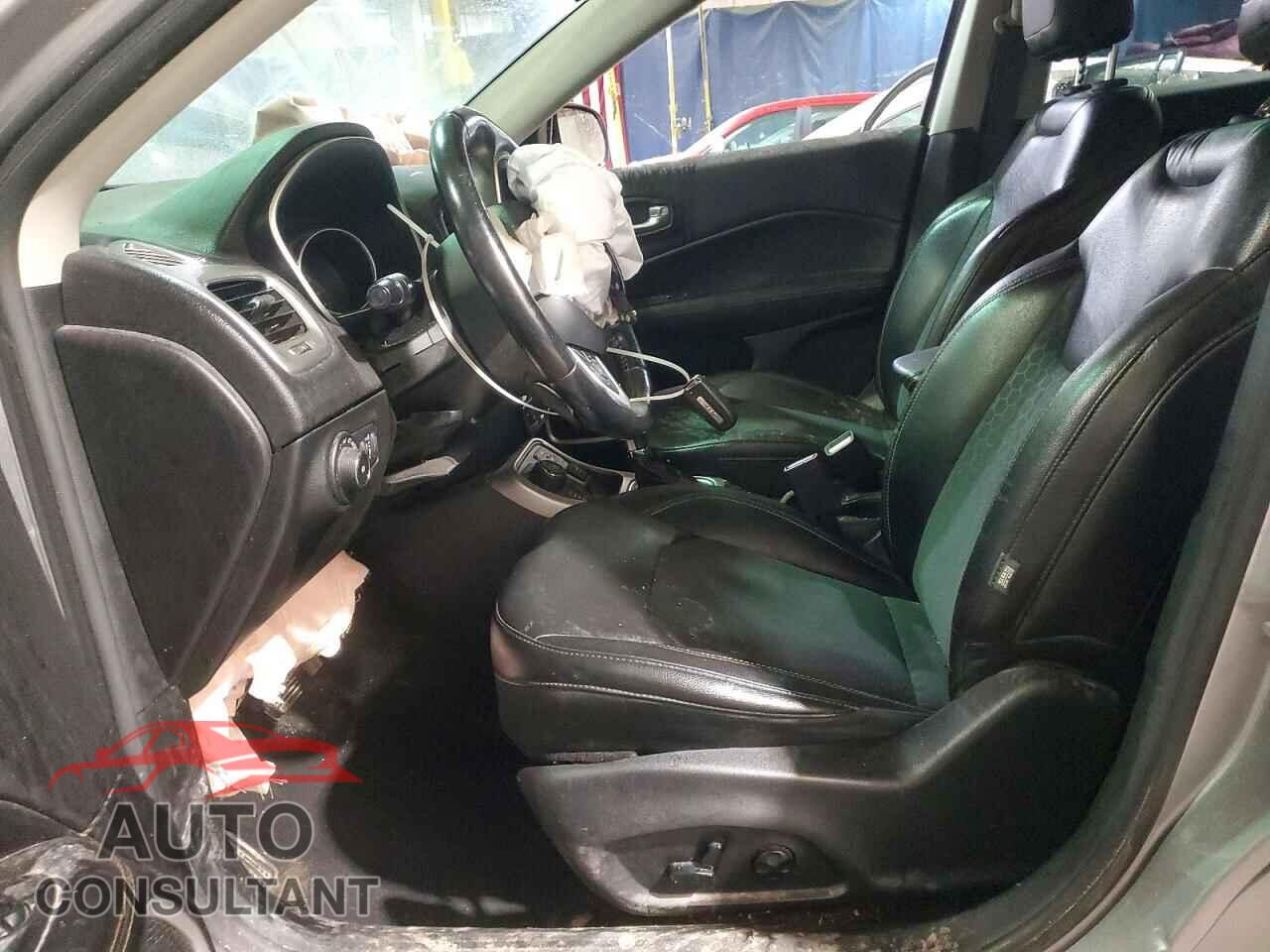 JEEP COMPASS 2018 - 3C4NJDBB2JT433896