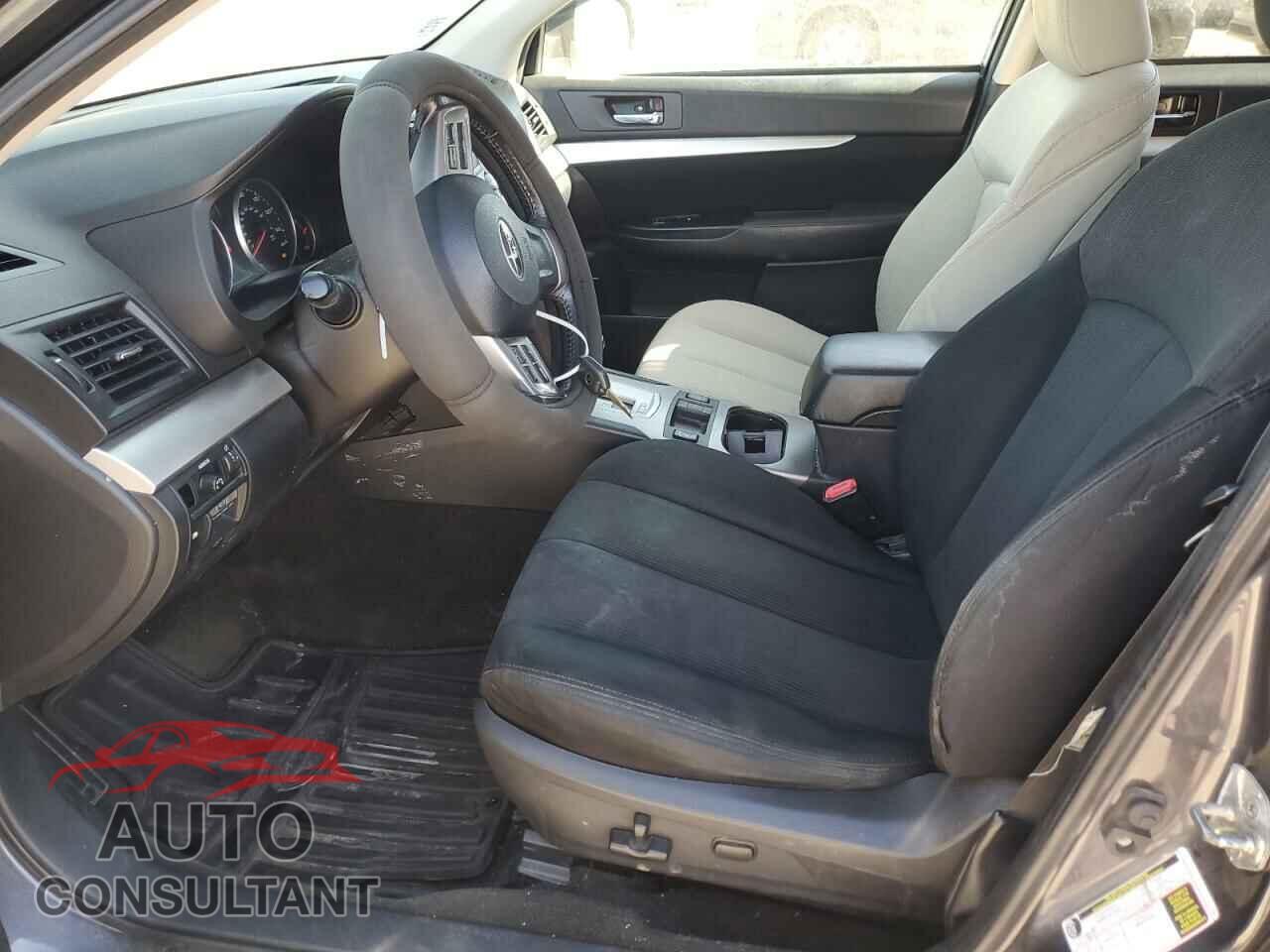 SUBARU OUTBACK 2013 - 4S4BRBGC2D3270227
