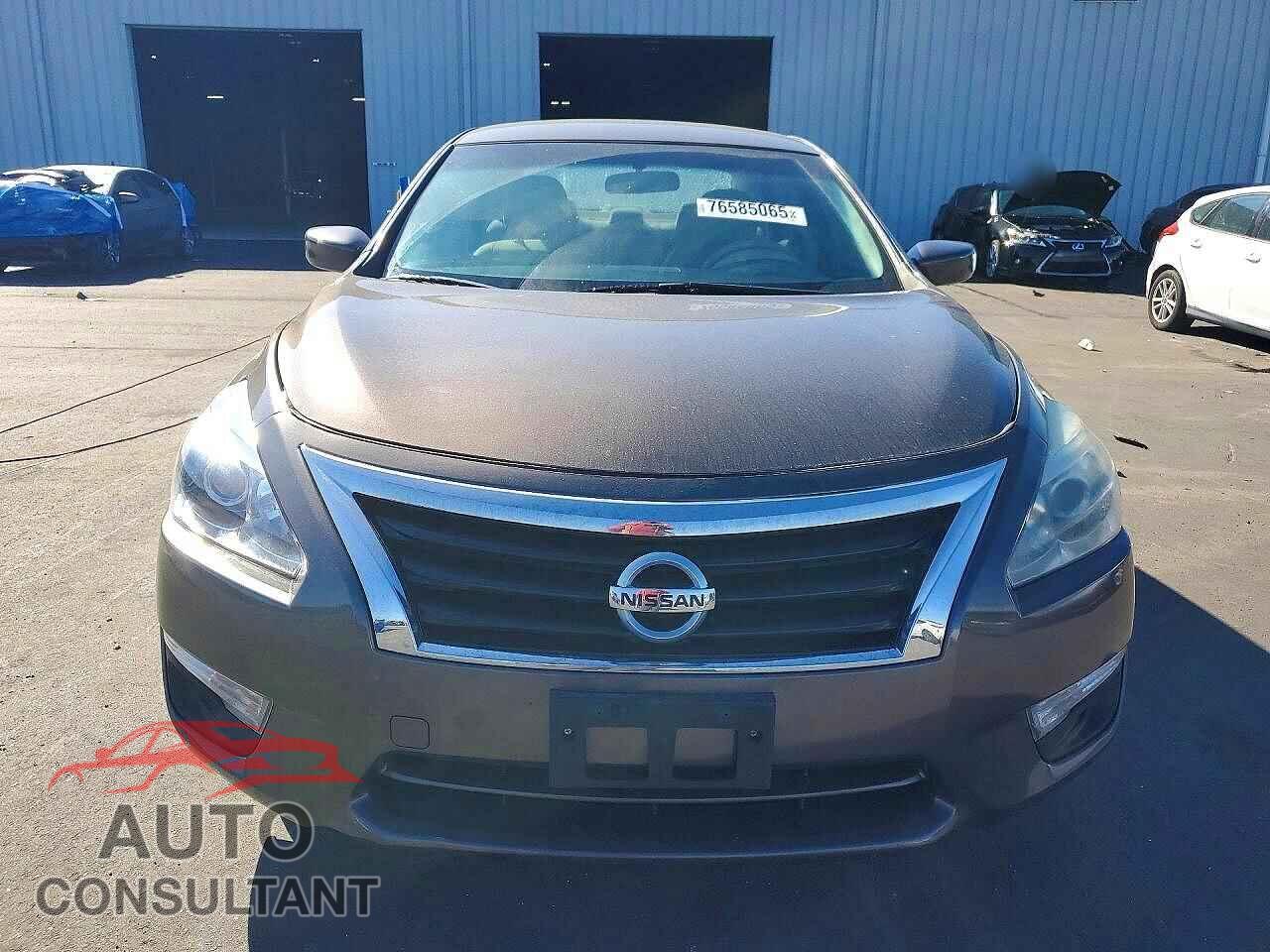 NISSAN ALTIMA 2015 - 1N4AL3AP1FC201329