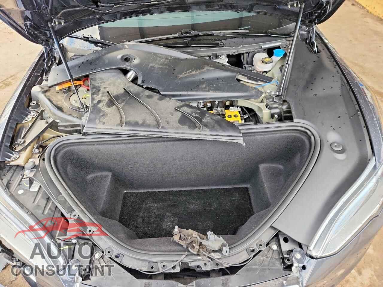 TESLA MODEL S 2019 - 5YJSA1E27KF335010