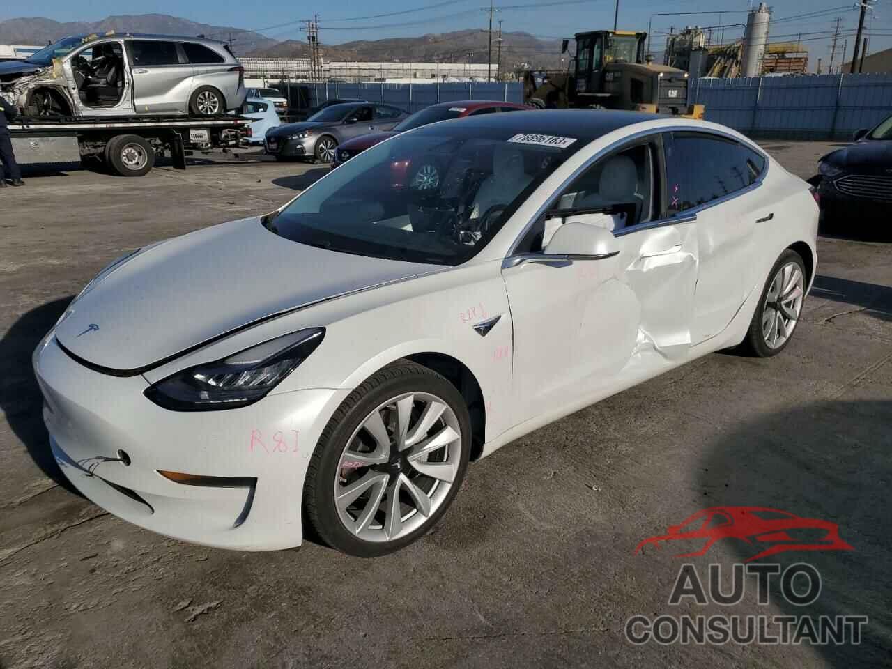 TESLA MODEL 3 2020 - 5YJ3E1EA6LF806923