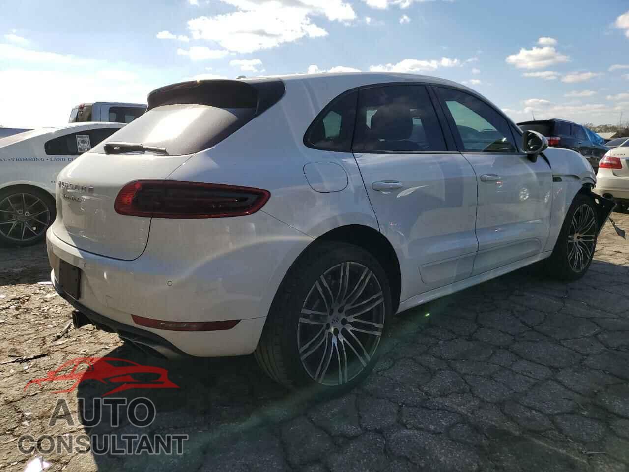 PORSCHE MACAN 2018 - WP1AF2A56JLB70578