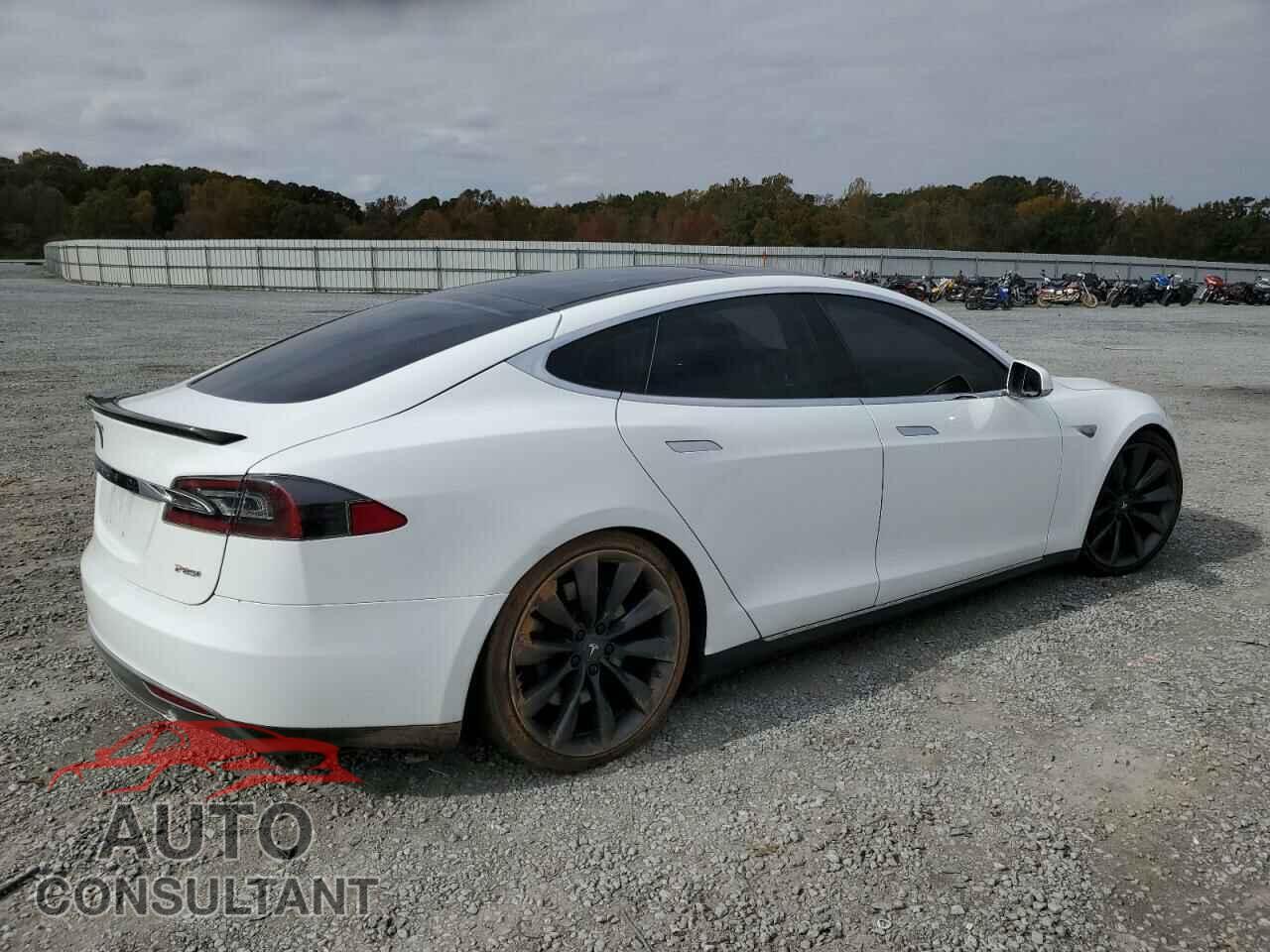 TESLA MODEL S 2013 - 5YJSA1DP7DFP08790