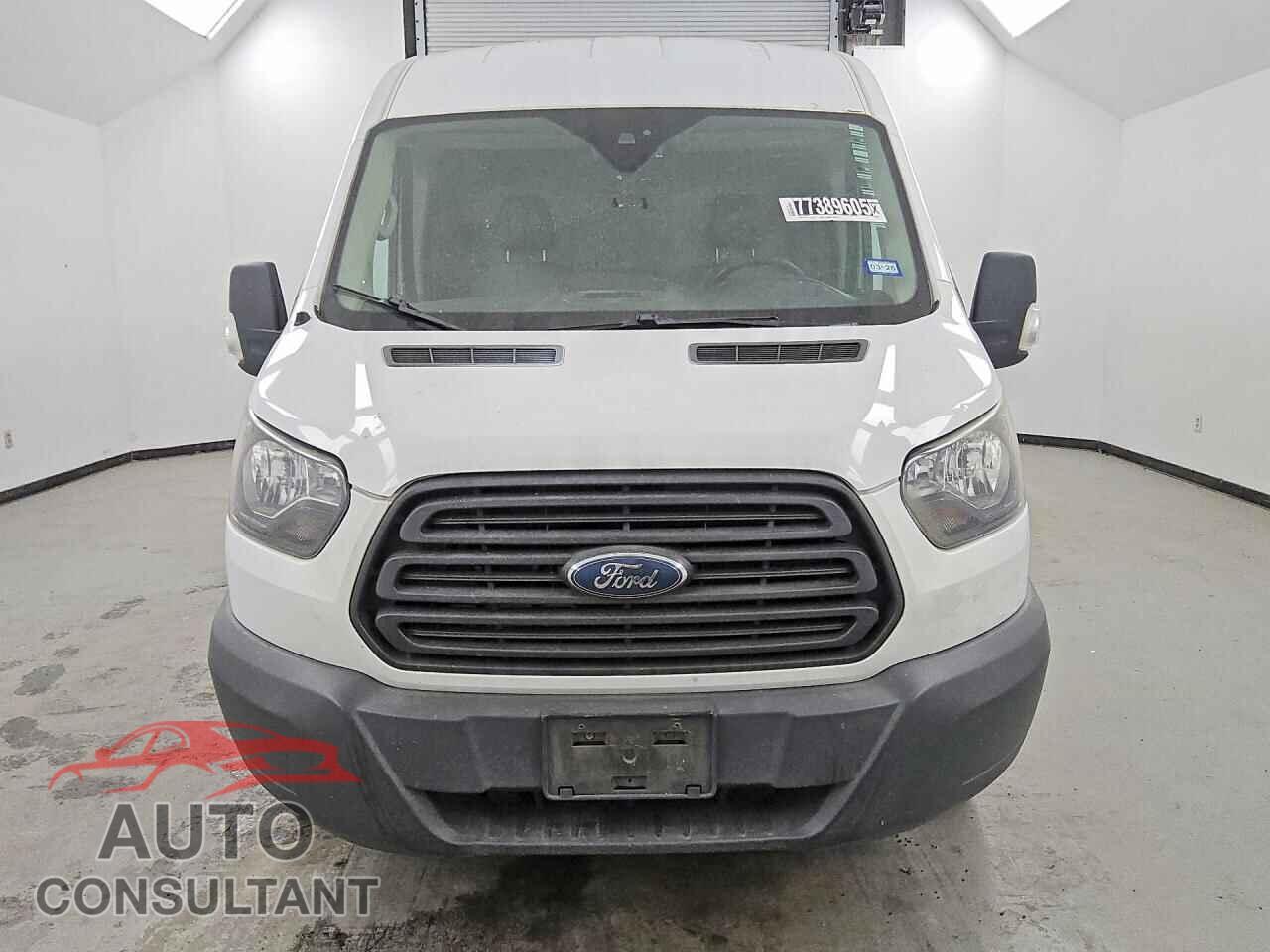FORD TRANSIT 2018 - 1FTYR1CM8JKA69778