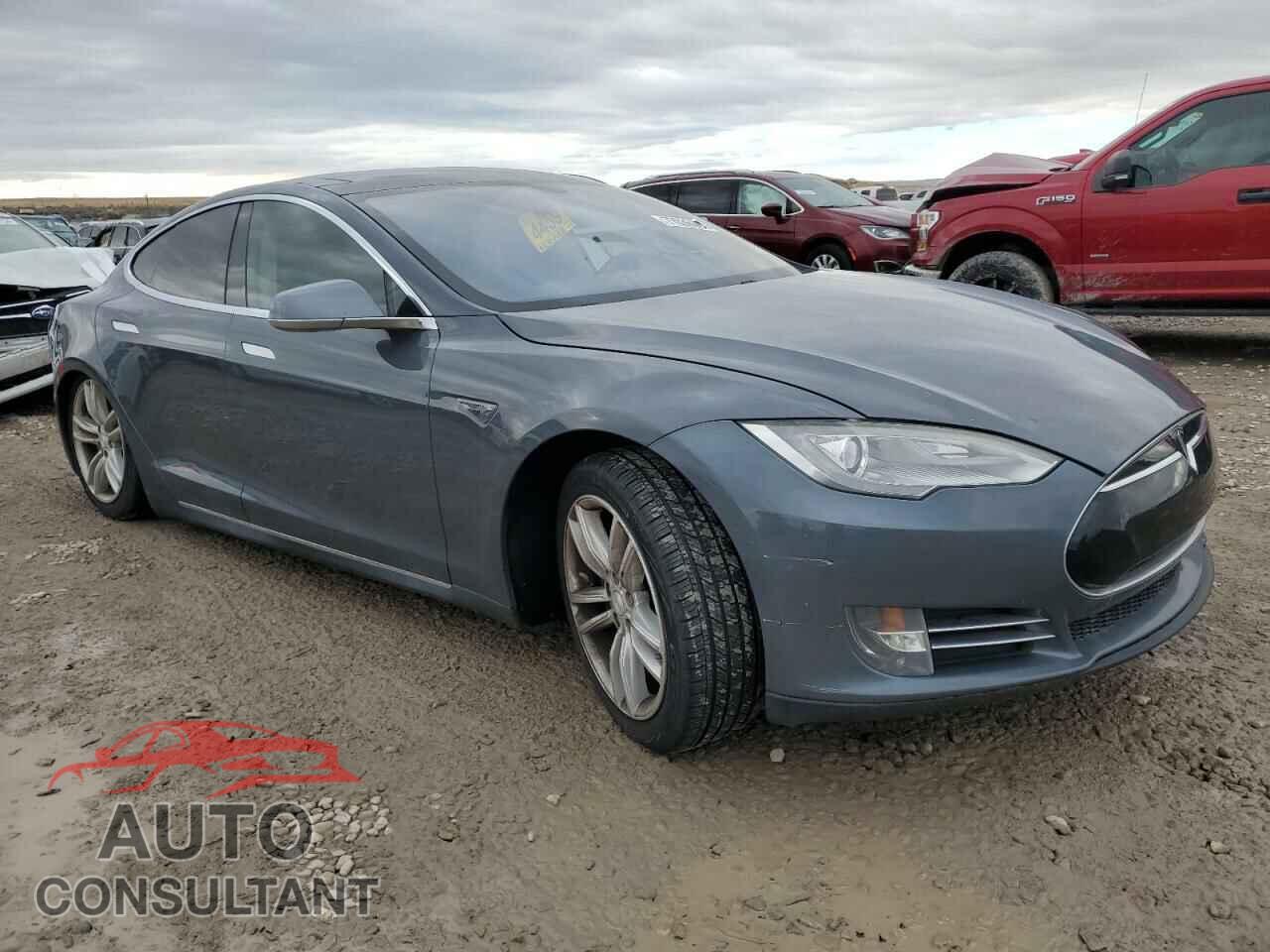 TESLA MODEL S 2013 - 5YJSA1AG0DFP03953
