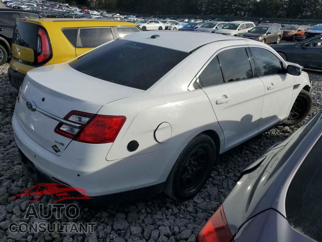 FORD TAURUS 2019 - 1FAHP2MK4KG109213