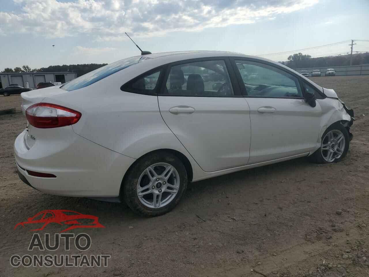 FORD FIESTA 2019 - 3FADP4BJXKM117598