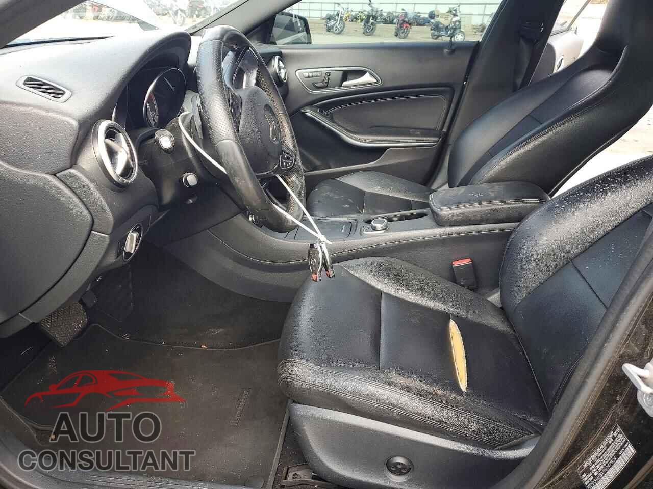 MERCEDES-BENZ CLA-CLASS 2015 - WDDSJ4EBXFN247809