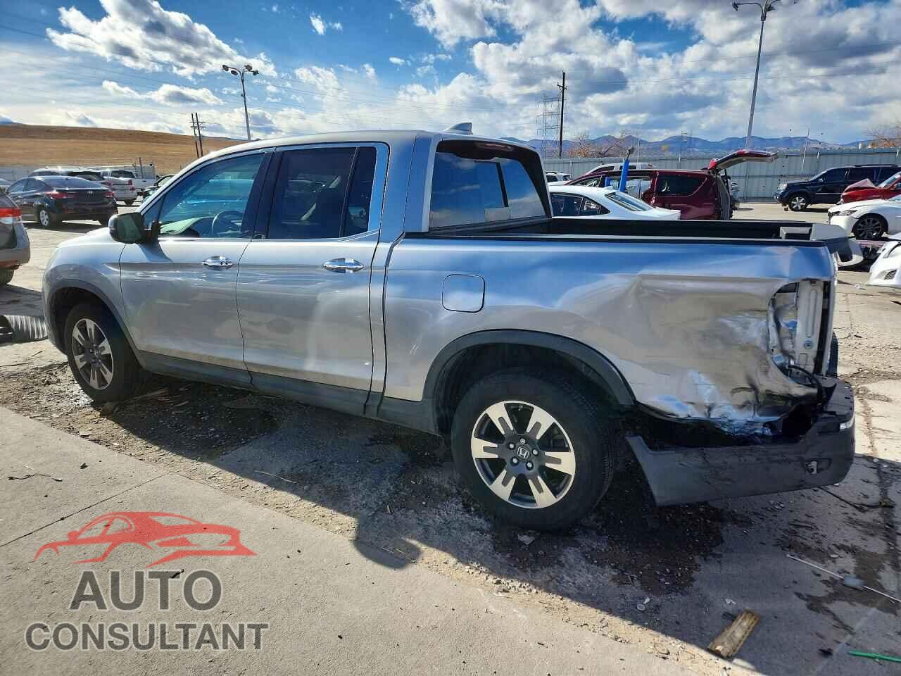 HONDA RIDGELINE 2017 - 5FPYK3F71HB022600