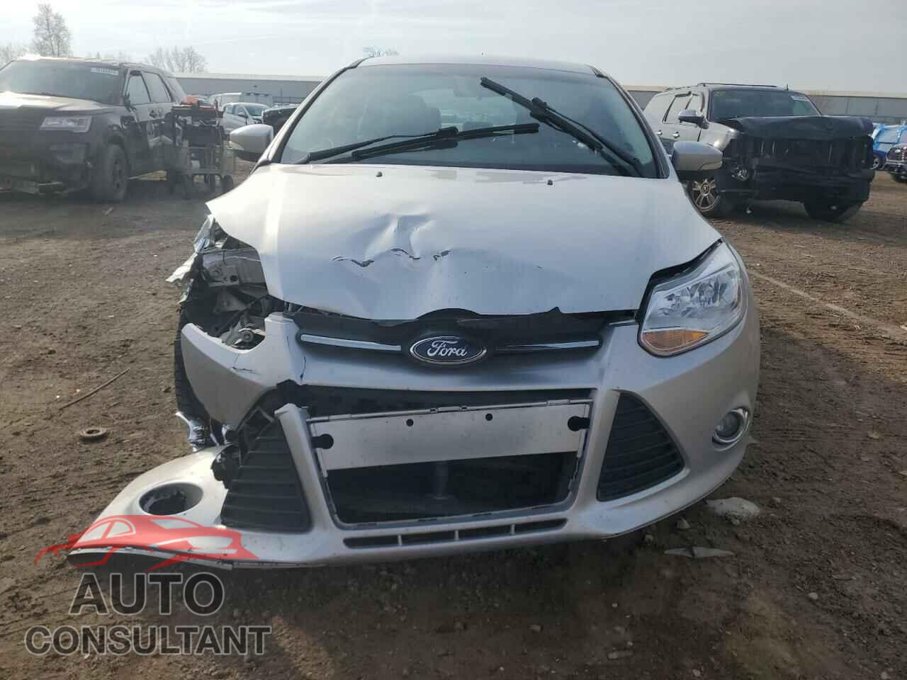 FORD FOCUS 2014 - 1FADP3F20EL309552