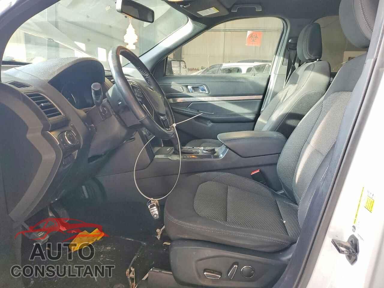 FORD EXPLORER 2018 - 1FM5K8D8XJGB43914