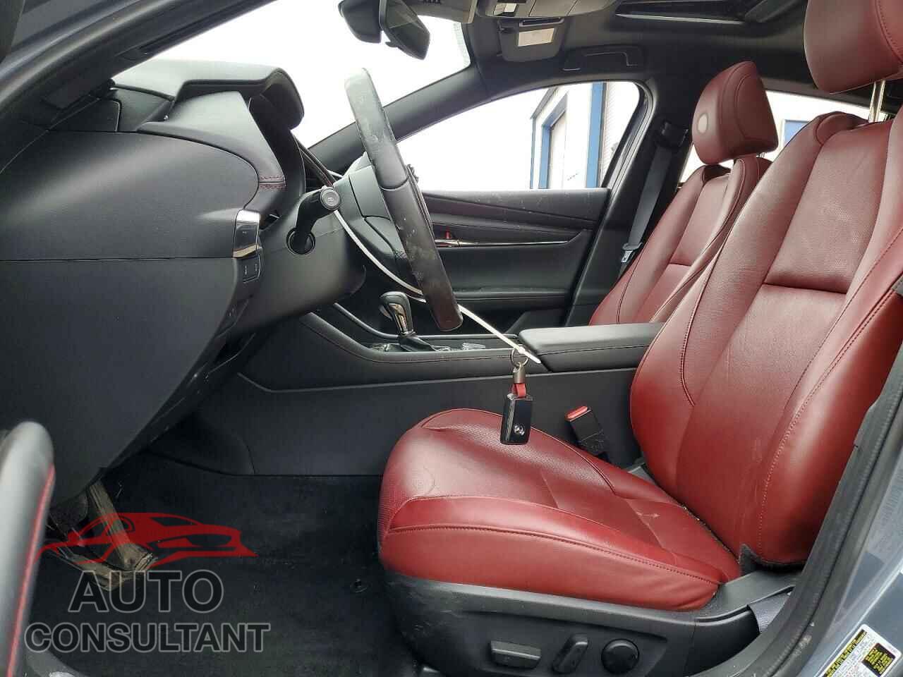 MAZDA 3 2023 - JM1BPBLM3P1623714