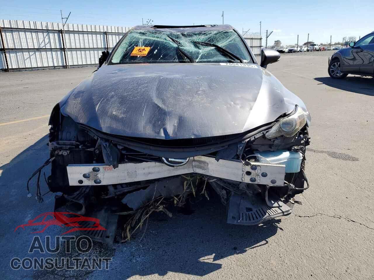 LEXUS IS 2014 - JTHBF1D28E5031711