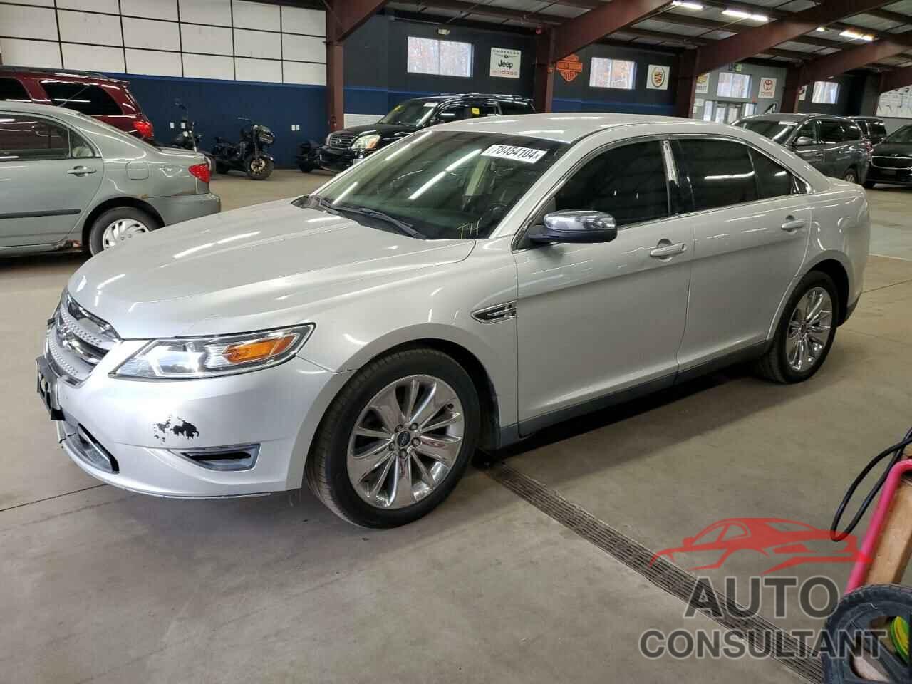 FORD TAURUS 2010 - 1FAHP2FW8AG144433