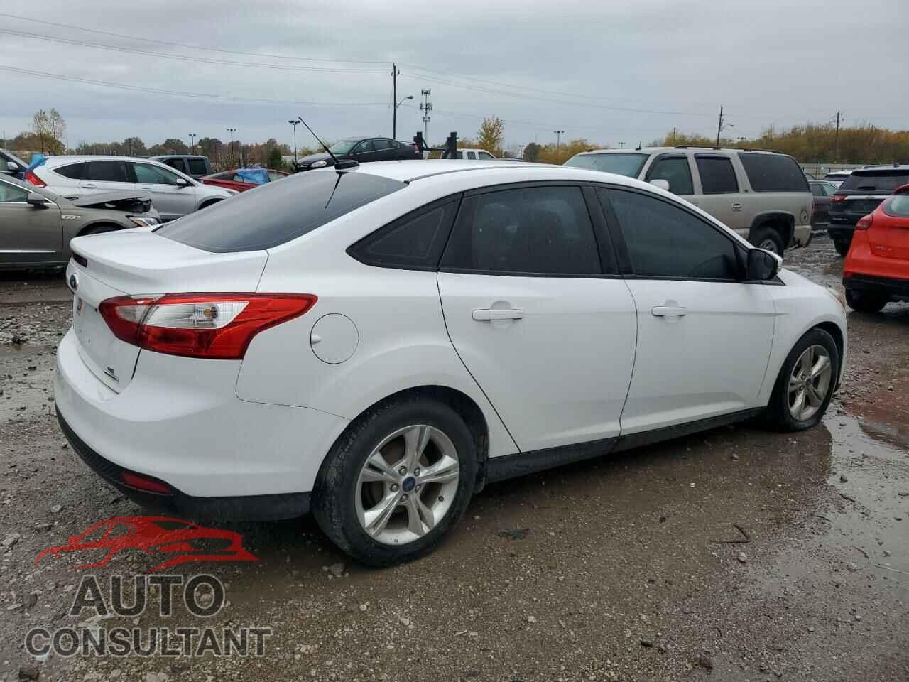FORD FOCUS 2014 - 1FADP3F21EL301072