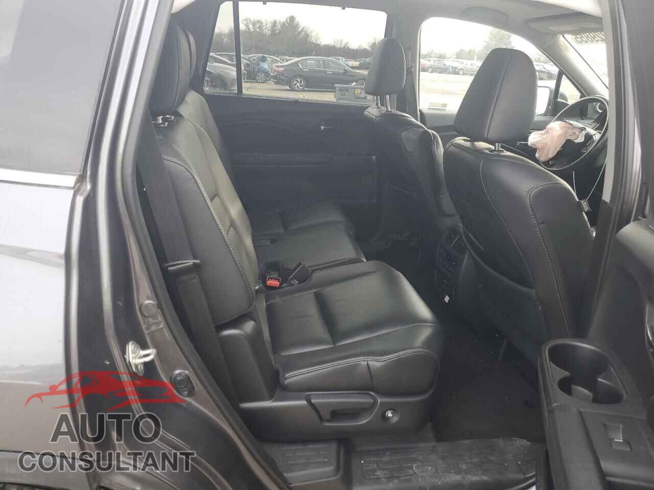 HONDA PILOT 2019 - 5FNYF6H96KB087429