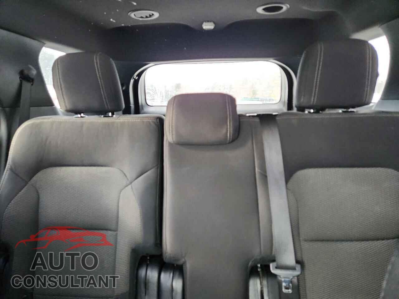FORD EXPLORER 2017 - 1FM5K8D85HGB85577