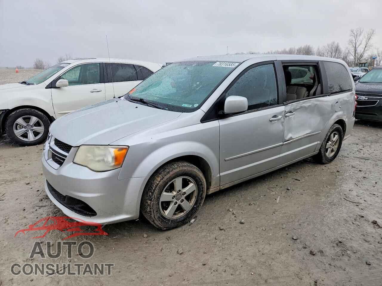 DODGE GRAND CARAVAN 2011 - 2D4RN3DG0BR617475