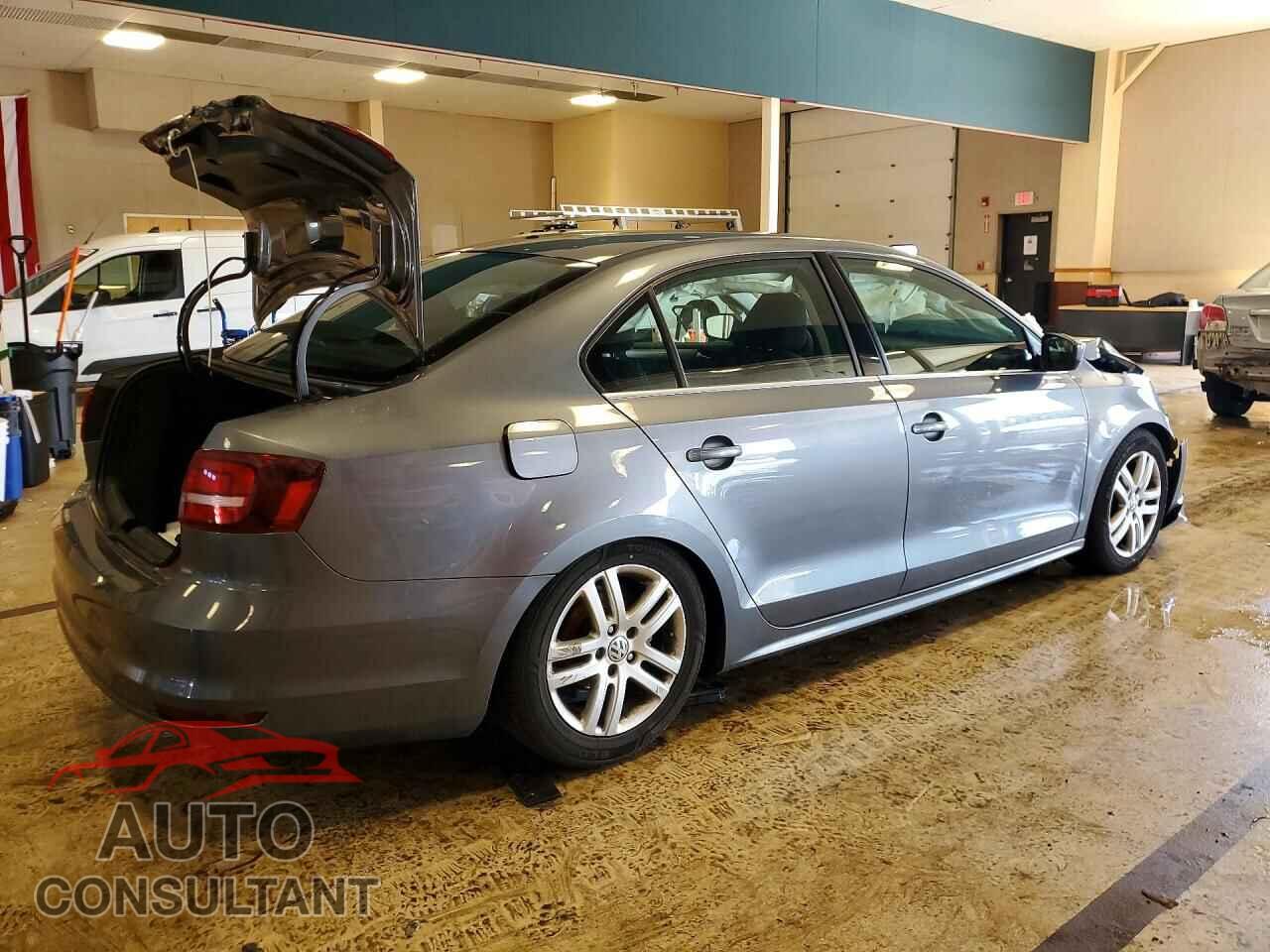 VOLKSWAGEN JETTA 2017 - 3VW2B7AJ7HM408603
