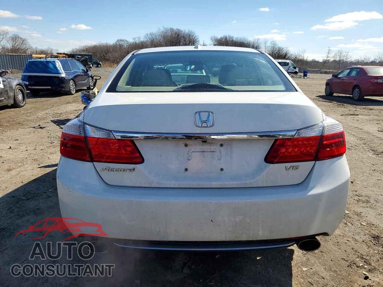 HONDA ACCORD 2013 - 1HGCR3F84DA026393