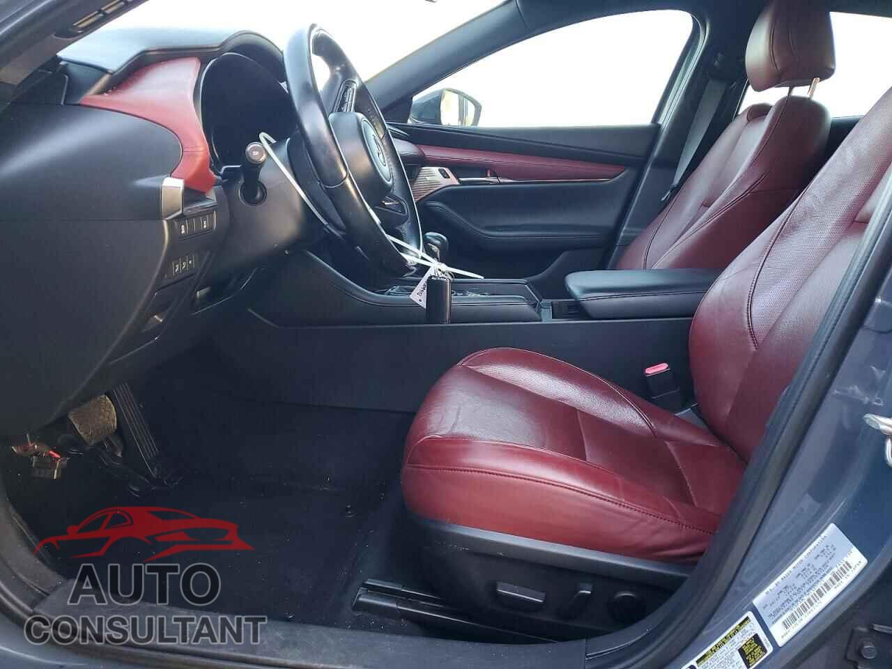MAZDA 3 2021 - JM1BPAML7M1307521