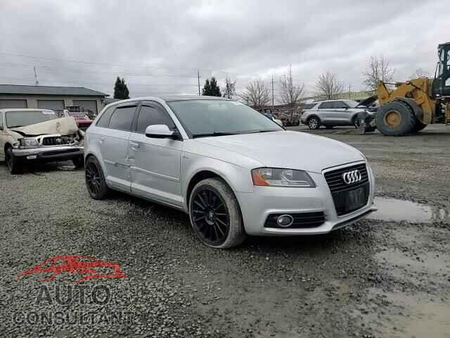 AUDI A3 2012 - WAUBEAFM9CA163820