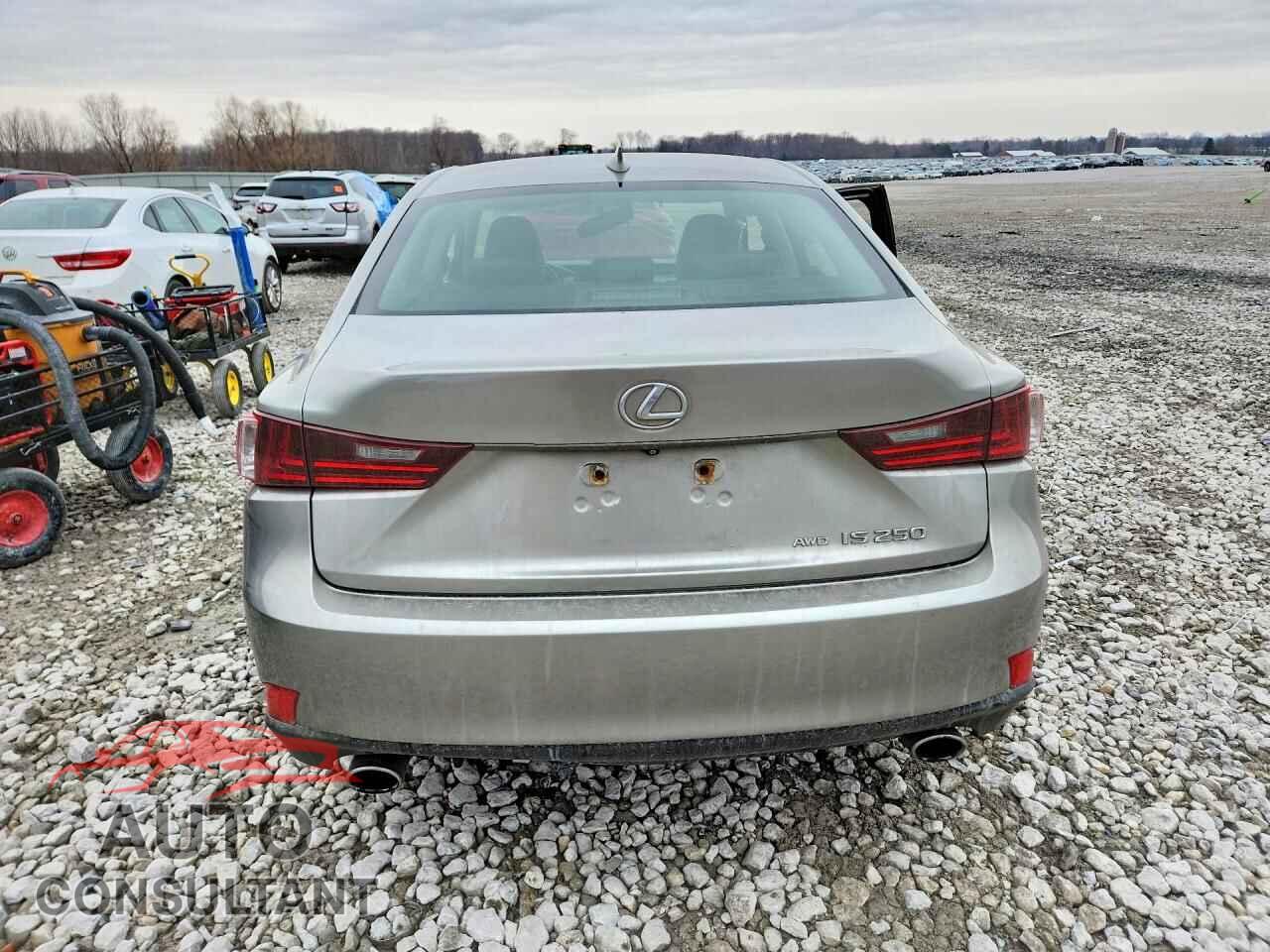 LEXUS IS 2015 - JTHCF1D23F5016863
