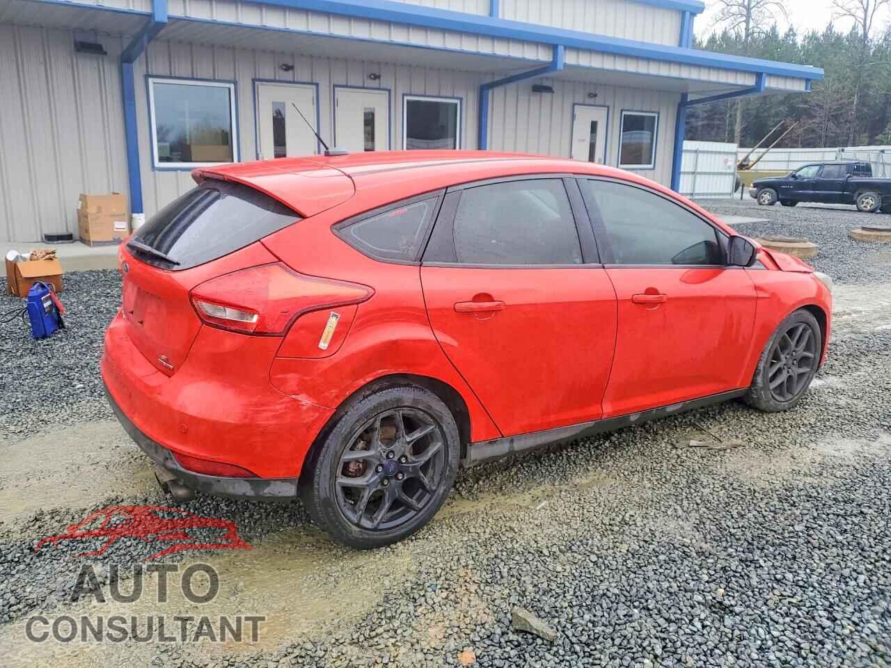 FORD FOCUS 2016 - 1FADP3K2XGL206048