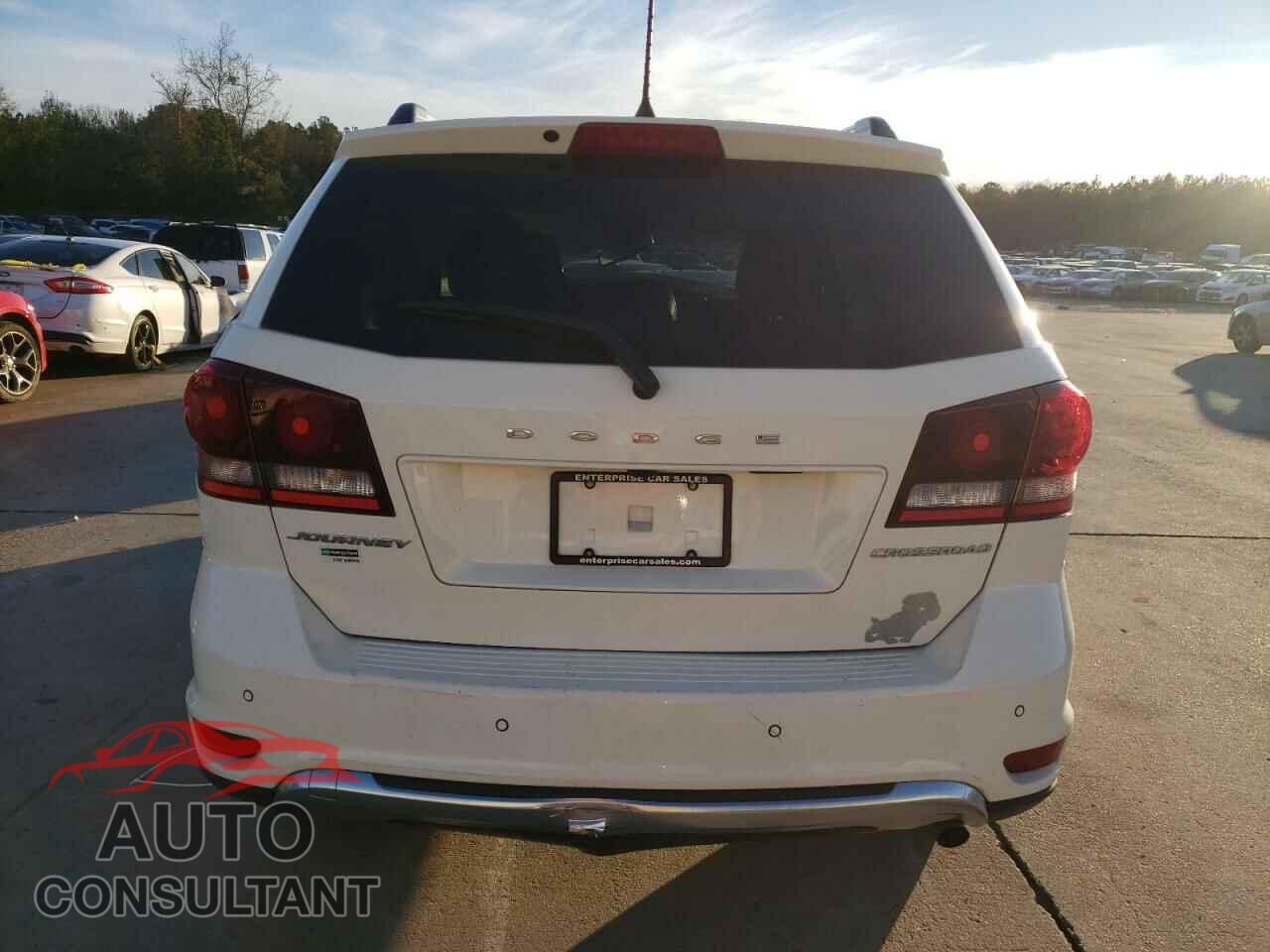 DODGE JOURNEY 2020 - 3C4PDCGB3LT267619