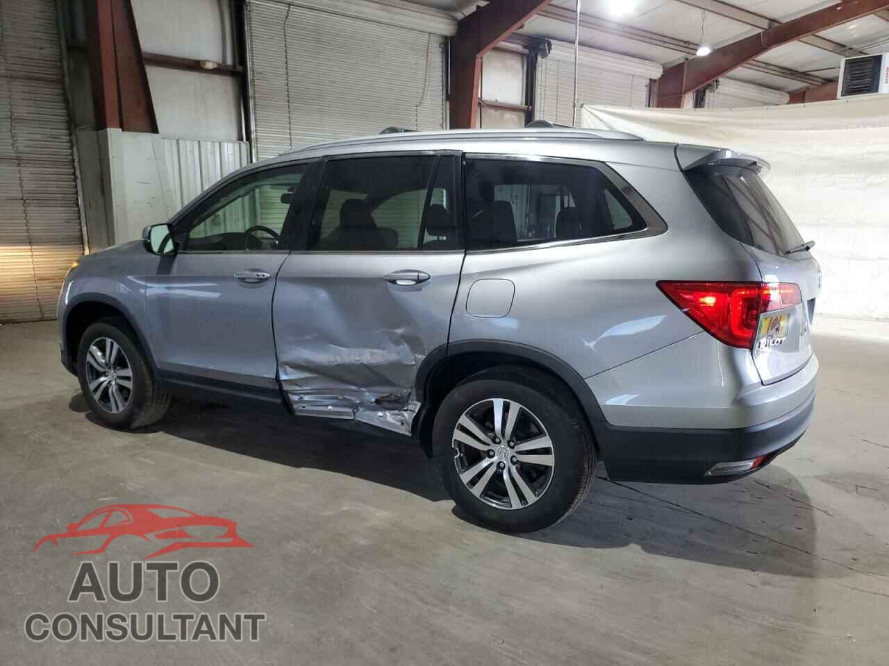 HONDA PILOT 2017 - 5FNYF6H57HB038195