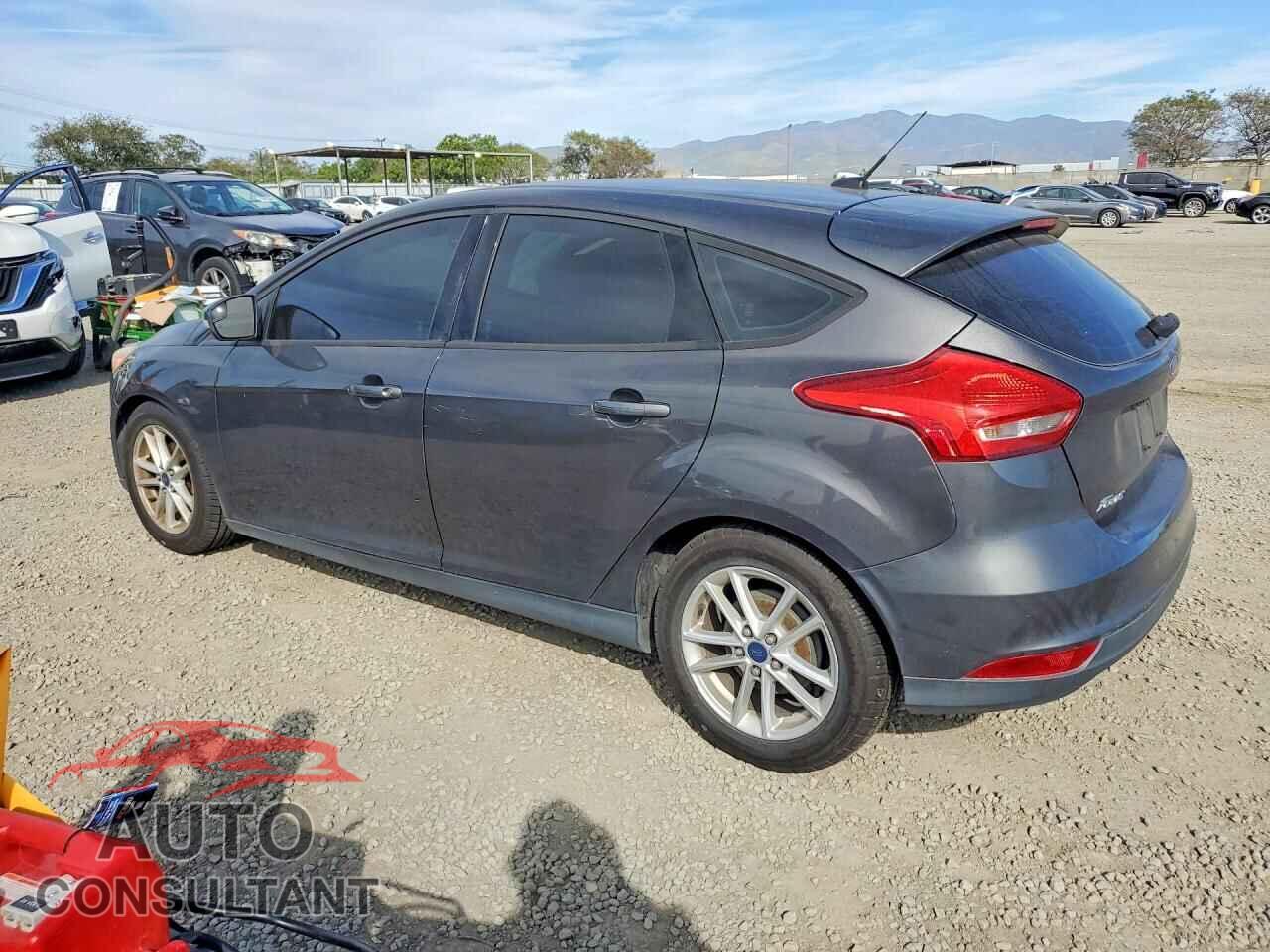 FORD FOCUS 2016 - 1FADP3K27GL293827