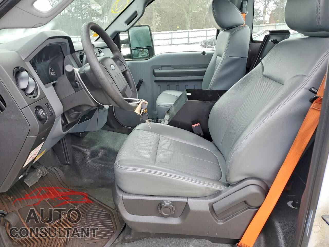 FORD F250 2013 - 1FTBF2A61DEB82063
