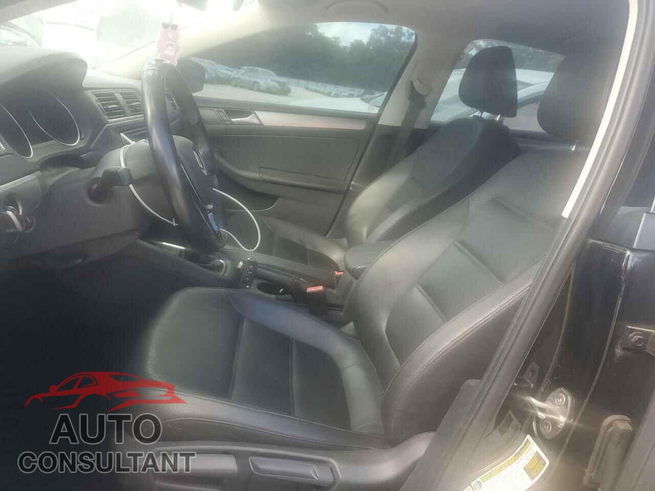 VOLKSWAGEN JETTA 2017 - 3VWDB7AJ3HM280269