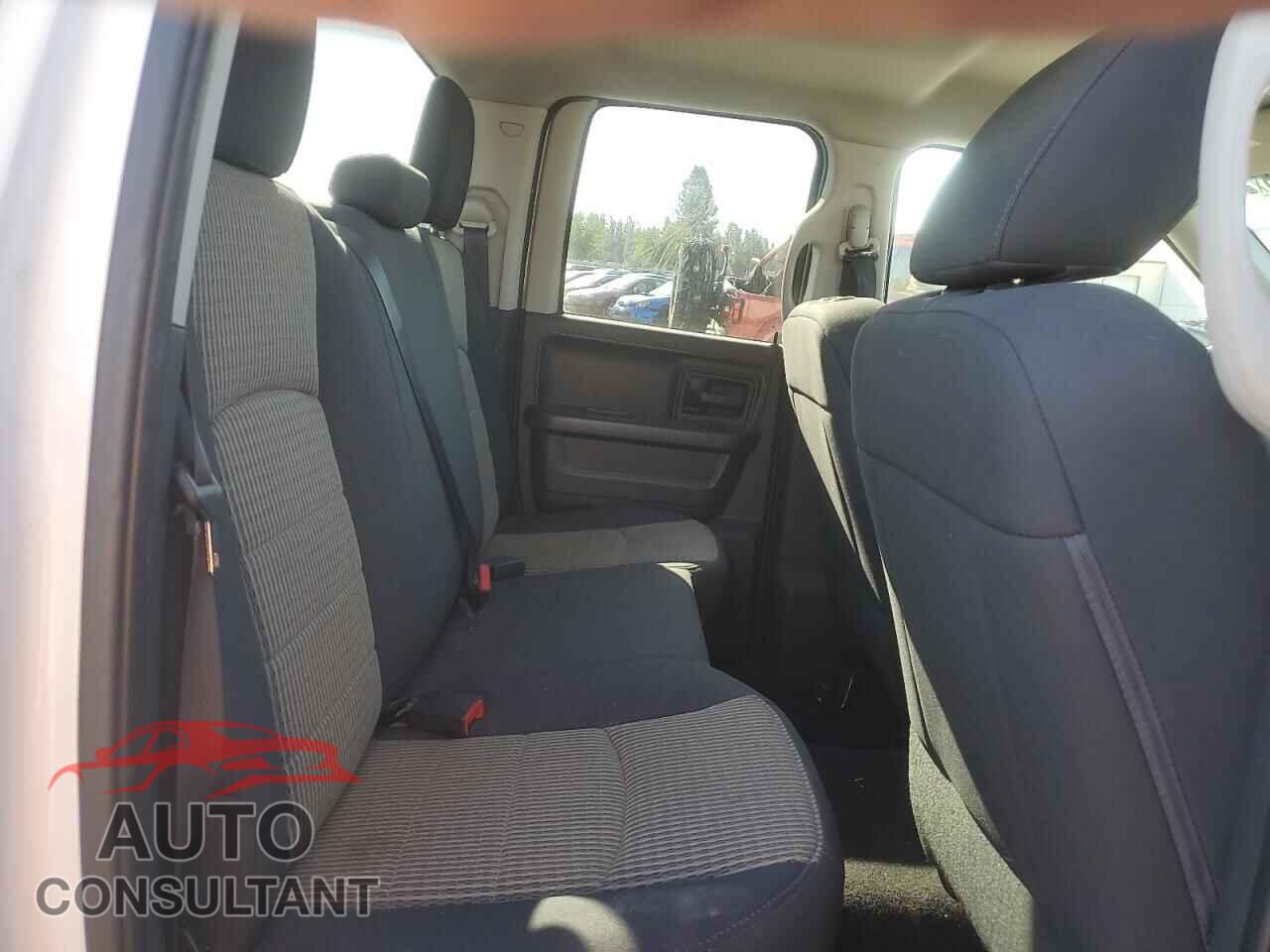 DODGE RAM 1500 2012 - 1C6RD7FT2CS260552