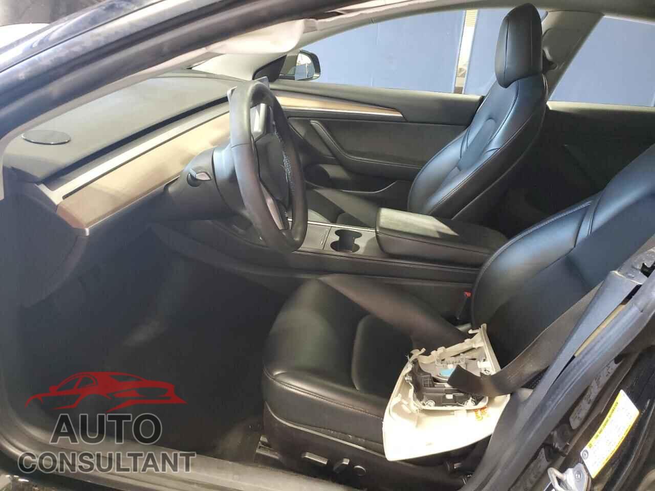 TESLA MODEL 3 2022 - 5YJ3E1EA3NF286571