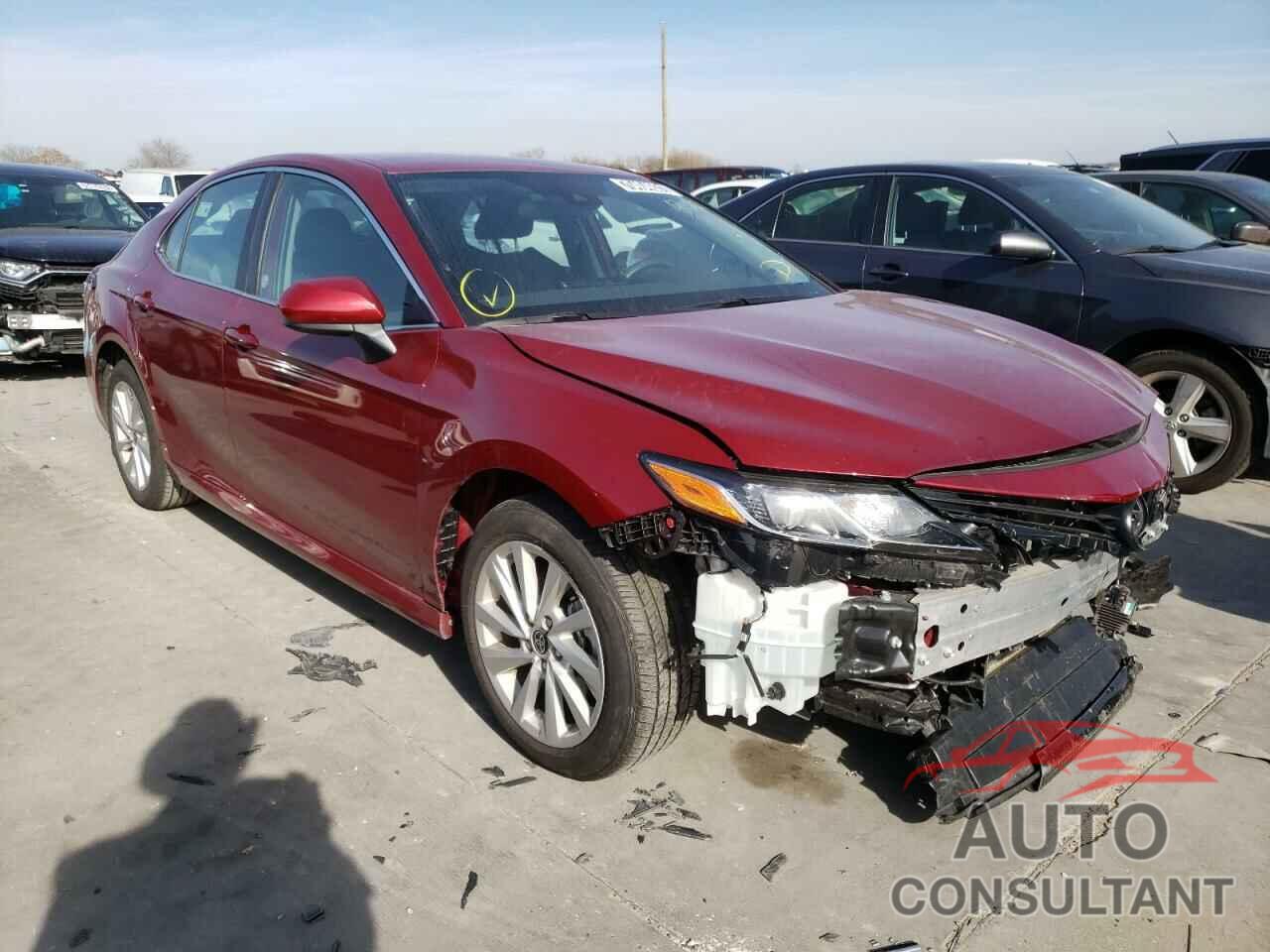 TOYOTA CAMRY 2021 - 4T1C11AKXMU584353
