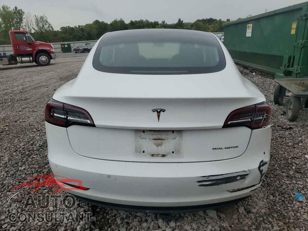 TESLA MODEL 3 2018 - 5YJ3E1EB2JF134428