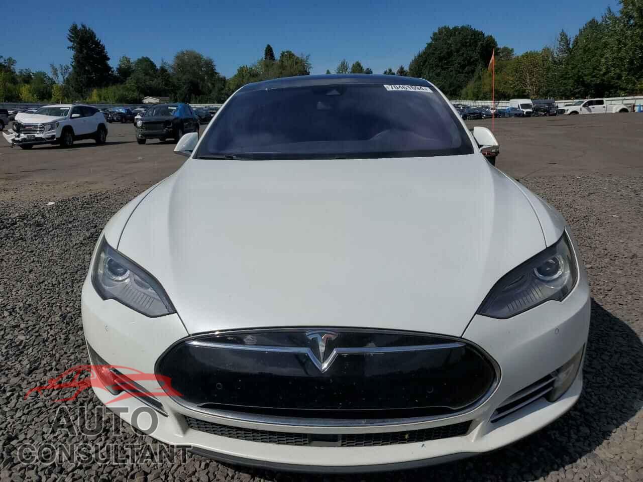 TESLA MODEL S 2016 - 5YJSA1E25GF128560