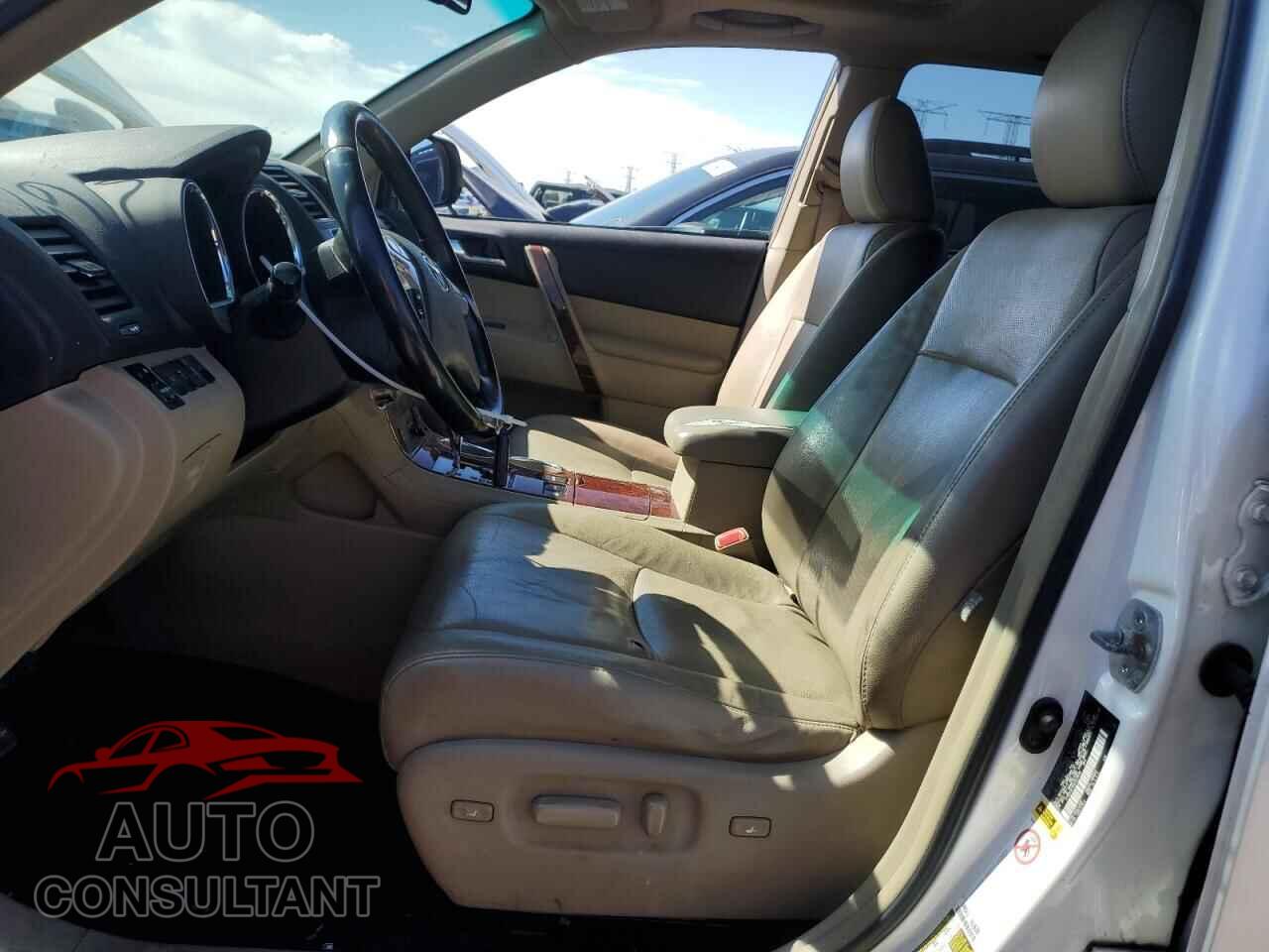 TOYOTA HIGHLANDER 2013 - 5TDDK3EH8DS233428