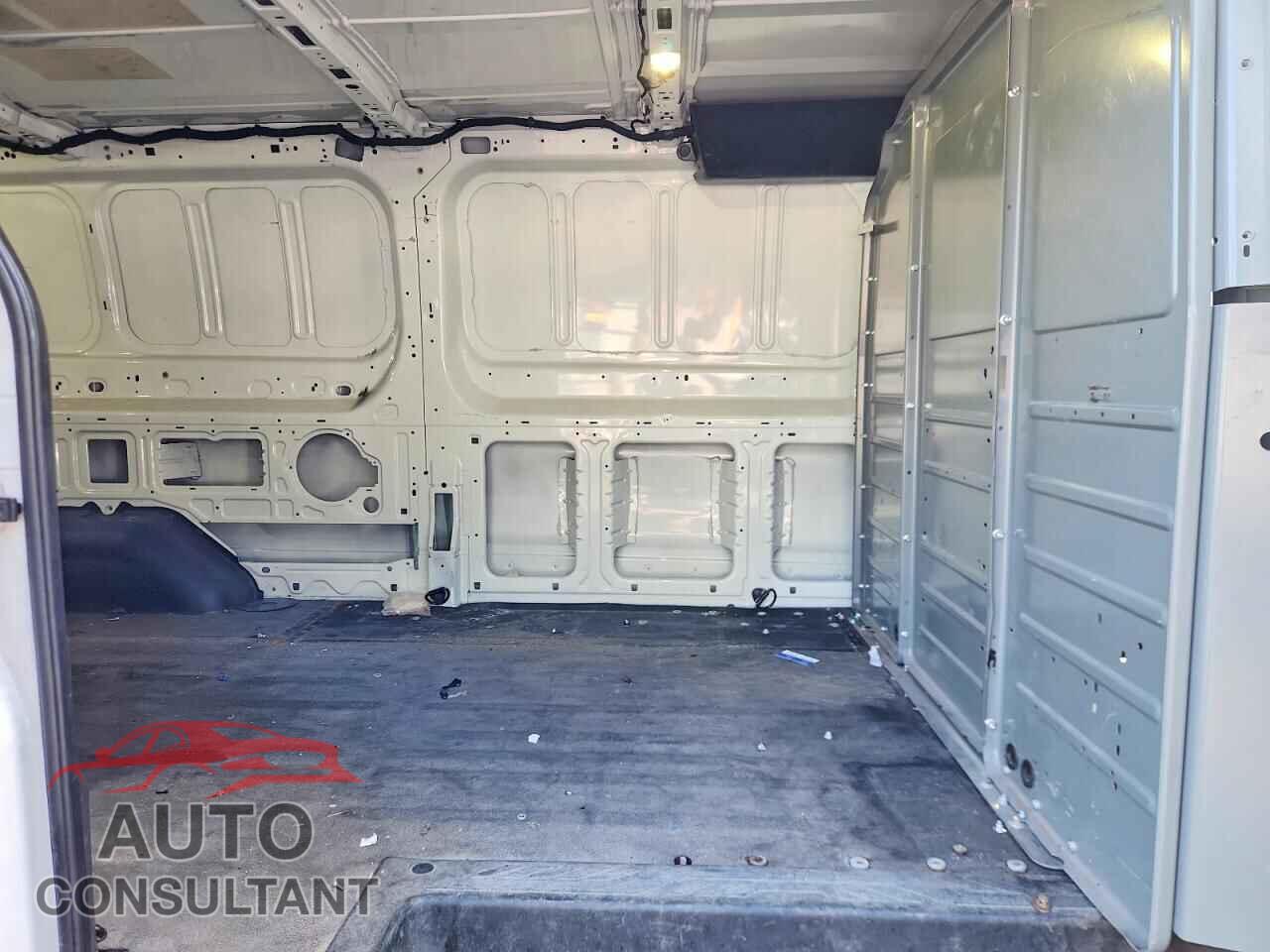 FORD TRANSIT 2017 - 1FTYE2YM7HKB51831