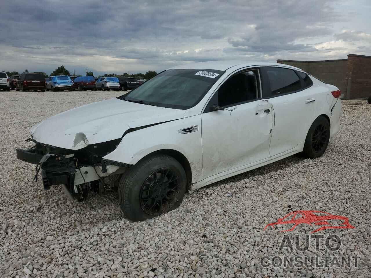 KIA OPTIMA 2018 - KNAGT4L36J5216231