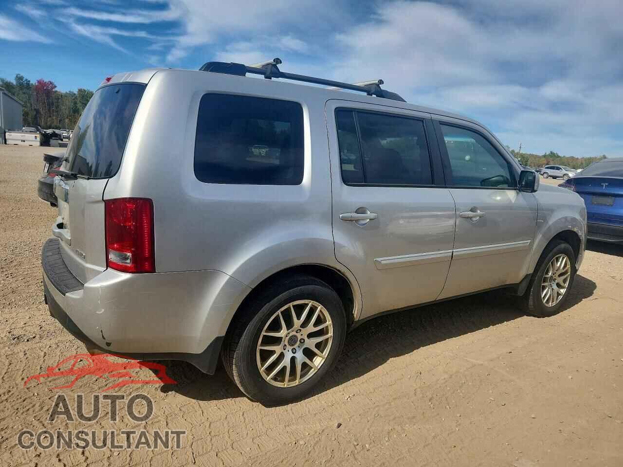 HONDA PILOT 2013 - 5FNYF4H56DB504455