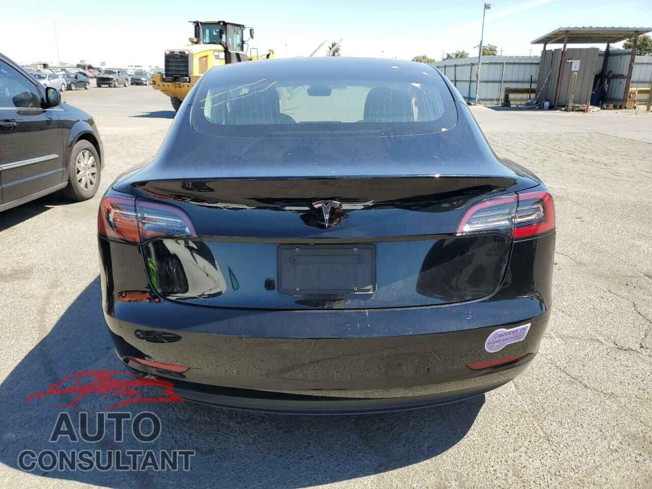 TESLA MODEL 3 2019 - 5YJ3E1EA5KF416037