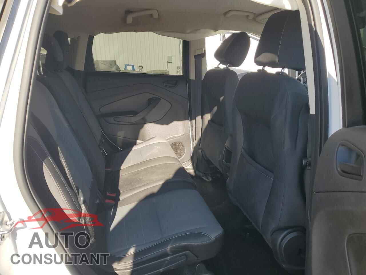 FORD ESCAPE 2017 - 1FMCU0F76HUE24269