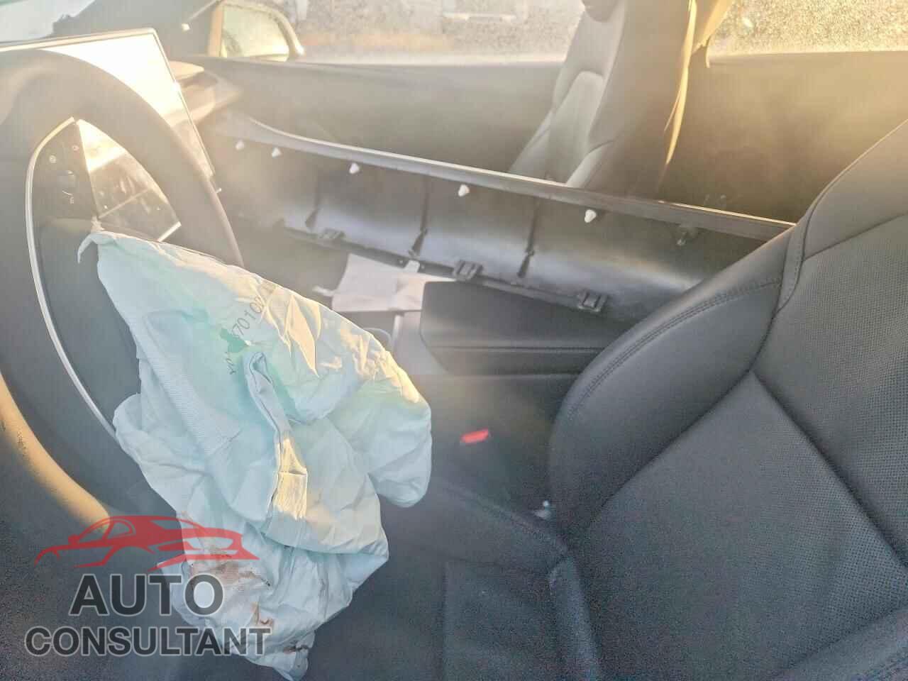 TESLA MODEL Y 2026 - 7SAYGDEEXTA730286