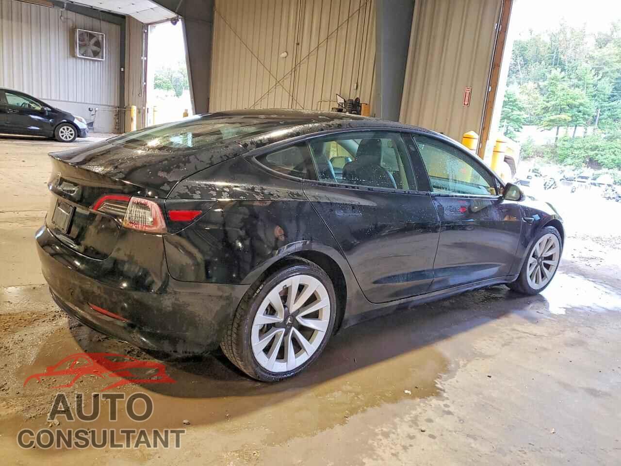 TESLA MODEL 3 2023 - 5YJ3E1EA3PF435404