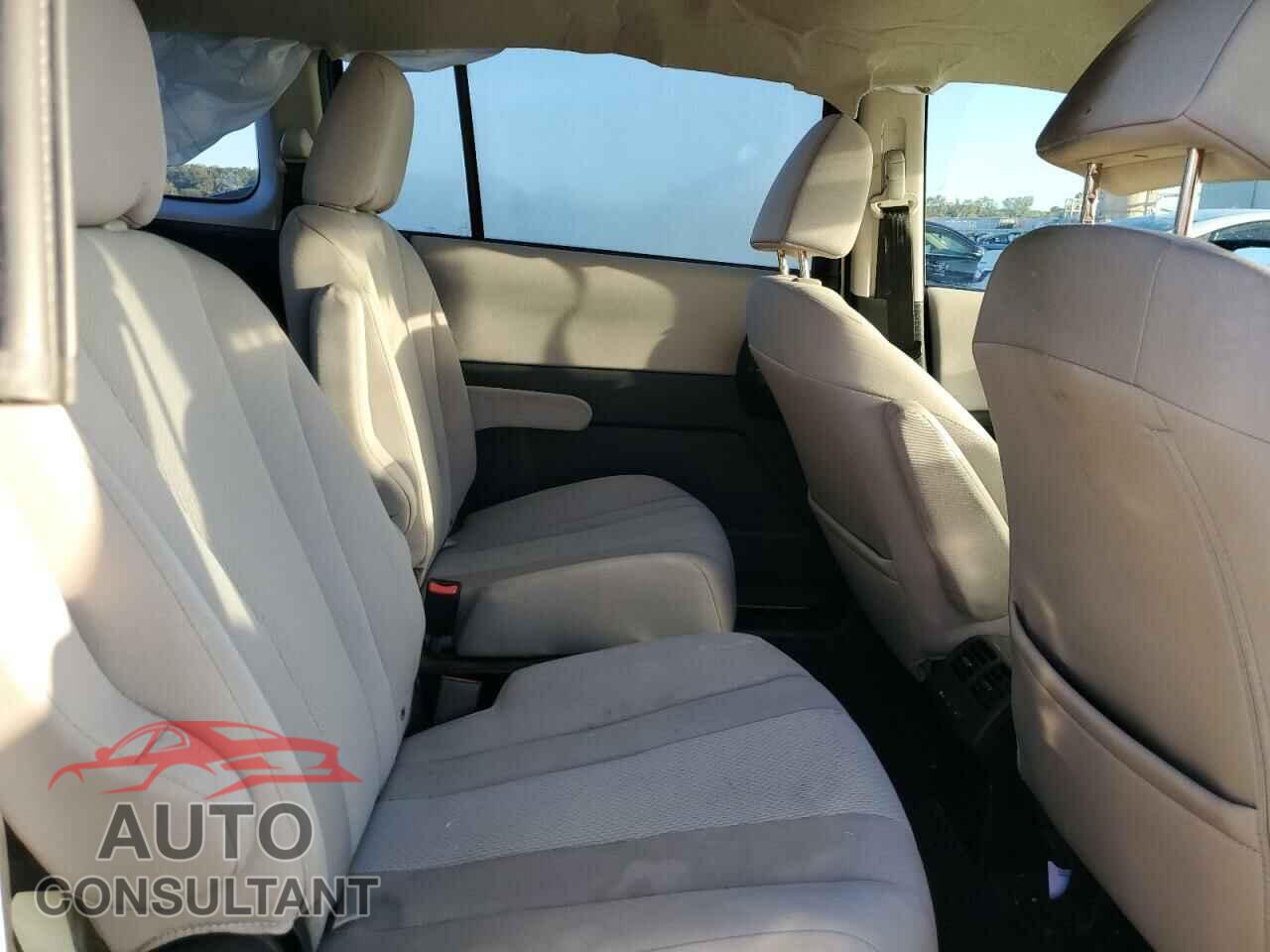 MAZDA 5 2015 - JM1CW2BL2F0185224