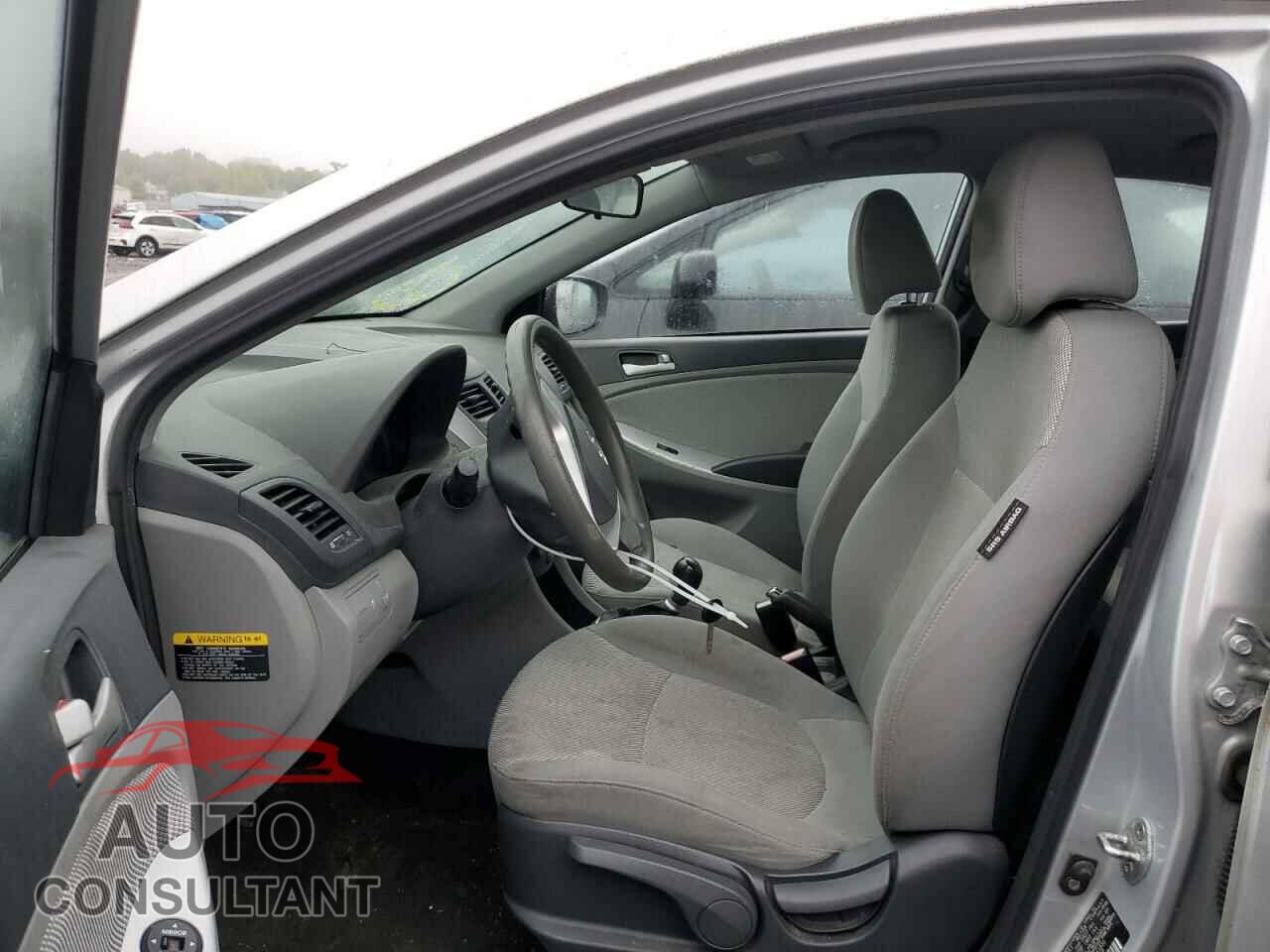 HYUNDAI ACCENT 2012 - KMHCT4AEXCU041833